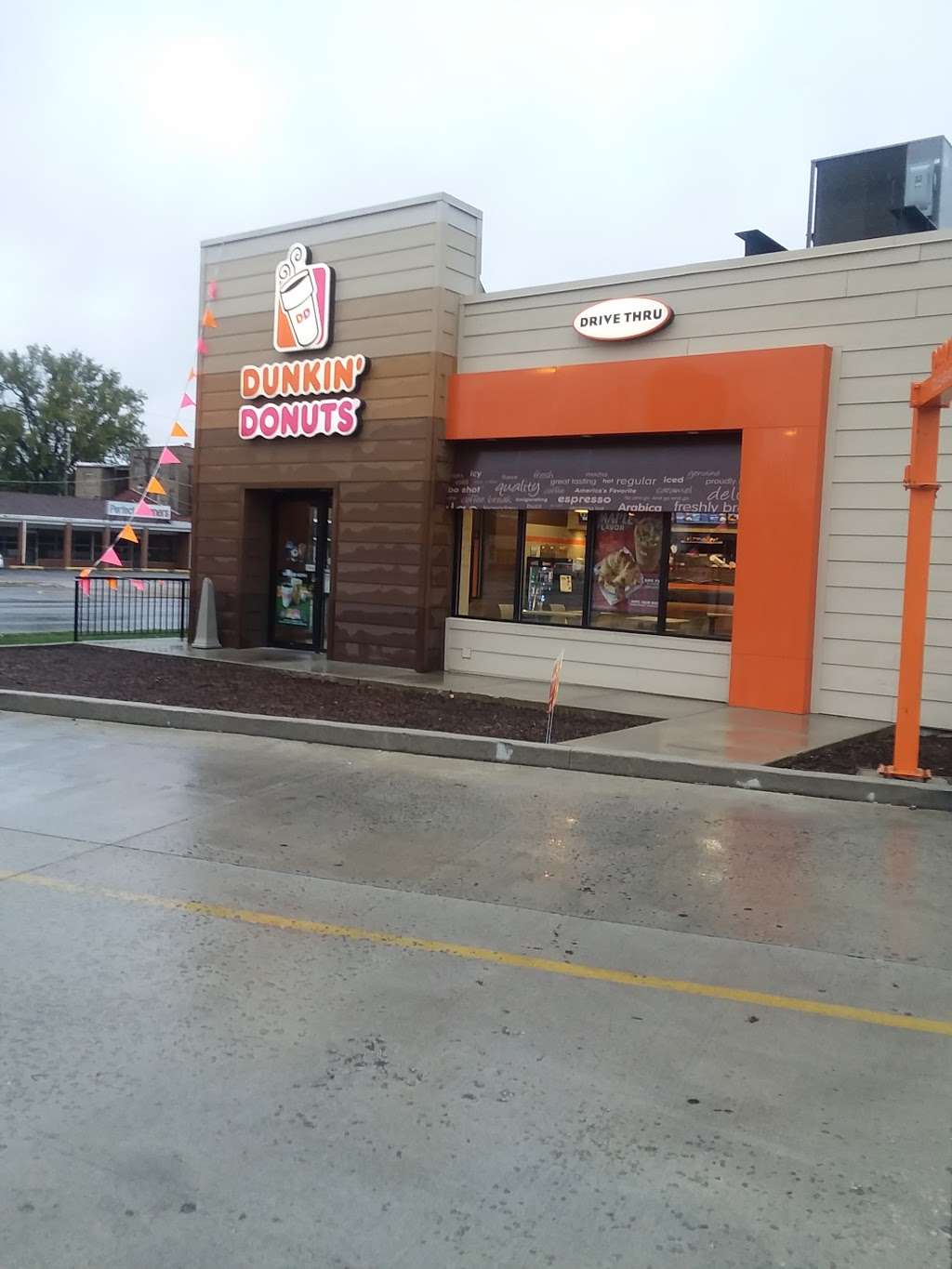 Dunkin Donuts | 1465 W 95th St, Chicago, IL 60643 | Phone: (773) 941-8586