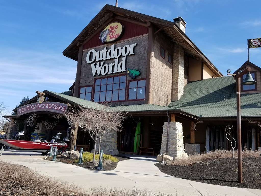 Bass Pro Shops | 12051 Bass Pro Dr, Olathe, KS 66061, USA | Phone: (913) 254-5200