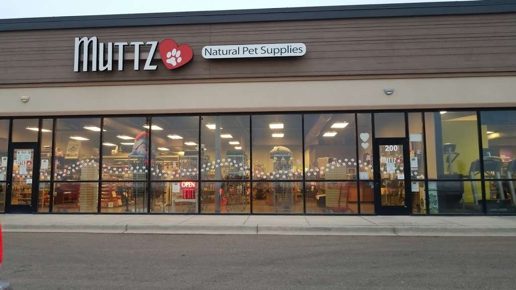 Muttz, A Bentleys Pet Stuff Company | 4445 City Centre Rd Suite 200, Firestone, CO 80504 | Phone: (303) 776-0560