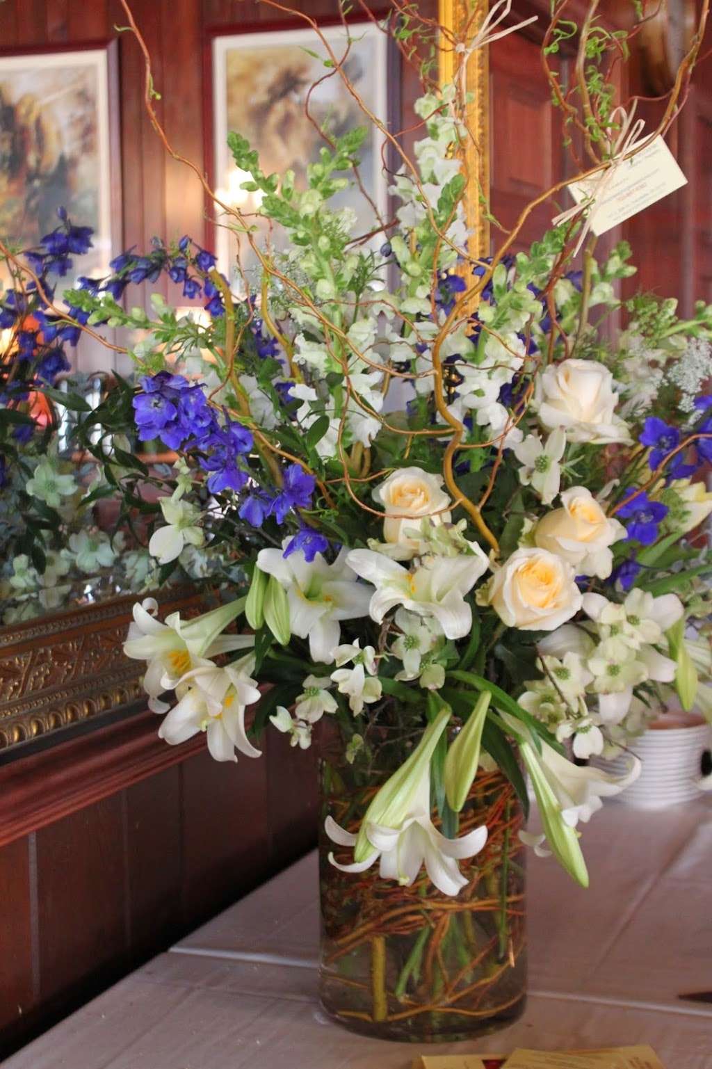 Designing Flowers LLC | 151 S 20th St, Purcellville, VA 20132, USA | Phone: (540) 338-3983