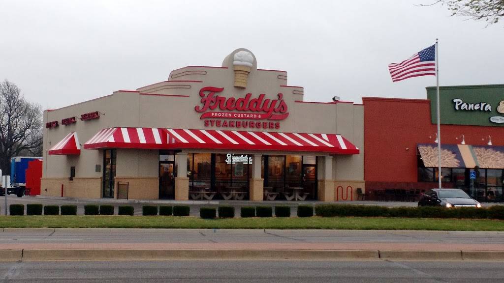 Freddys Frozen Custard & Steakburgers | 420 Ridge Rd S #100, Wichita, KS 67209, USA | Phone: (316) 260-2611