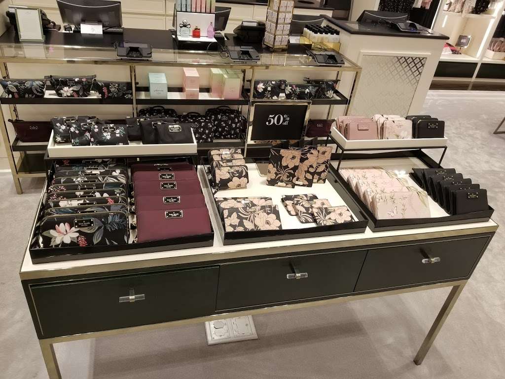 Kate Spade | Horizon Dr, Edinburgh, IN 46124, USA