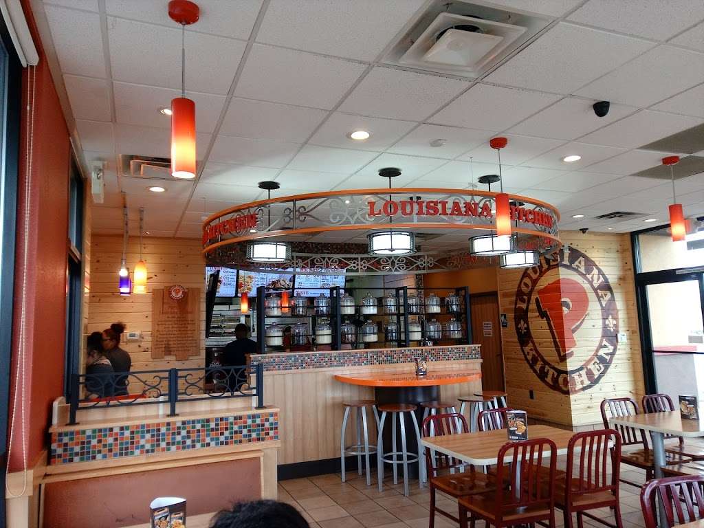 Popeyes Louisiana Kitchen | 6121 Vegas Dr, Las Vegas, NV 89108, USA | Phone: (702) 631-1975