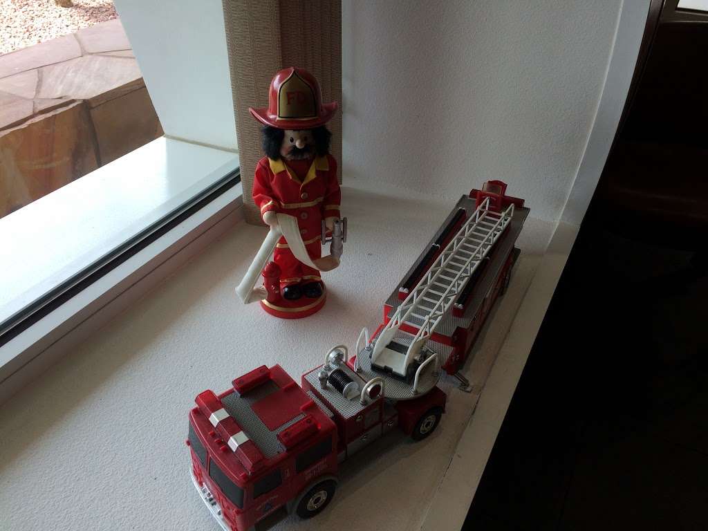Fire Station 107 - Las Vegas Fire and Rescue | 9398 Sundial Dr, Las Vegas, NV 89134, USA