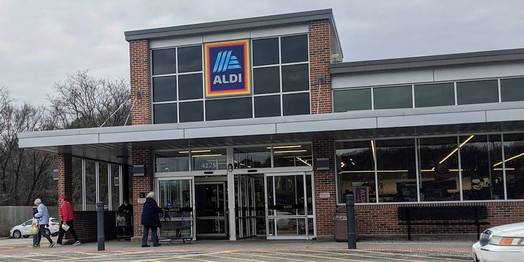 ALDI | 1712 S 108th St, West Allis, WI 53214, USA | Phone: (855) 955-2534