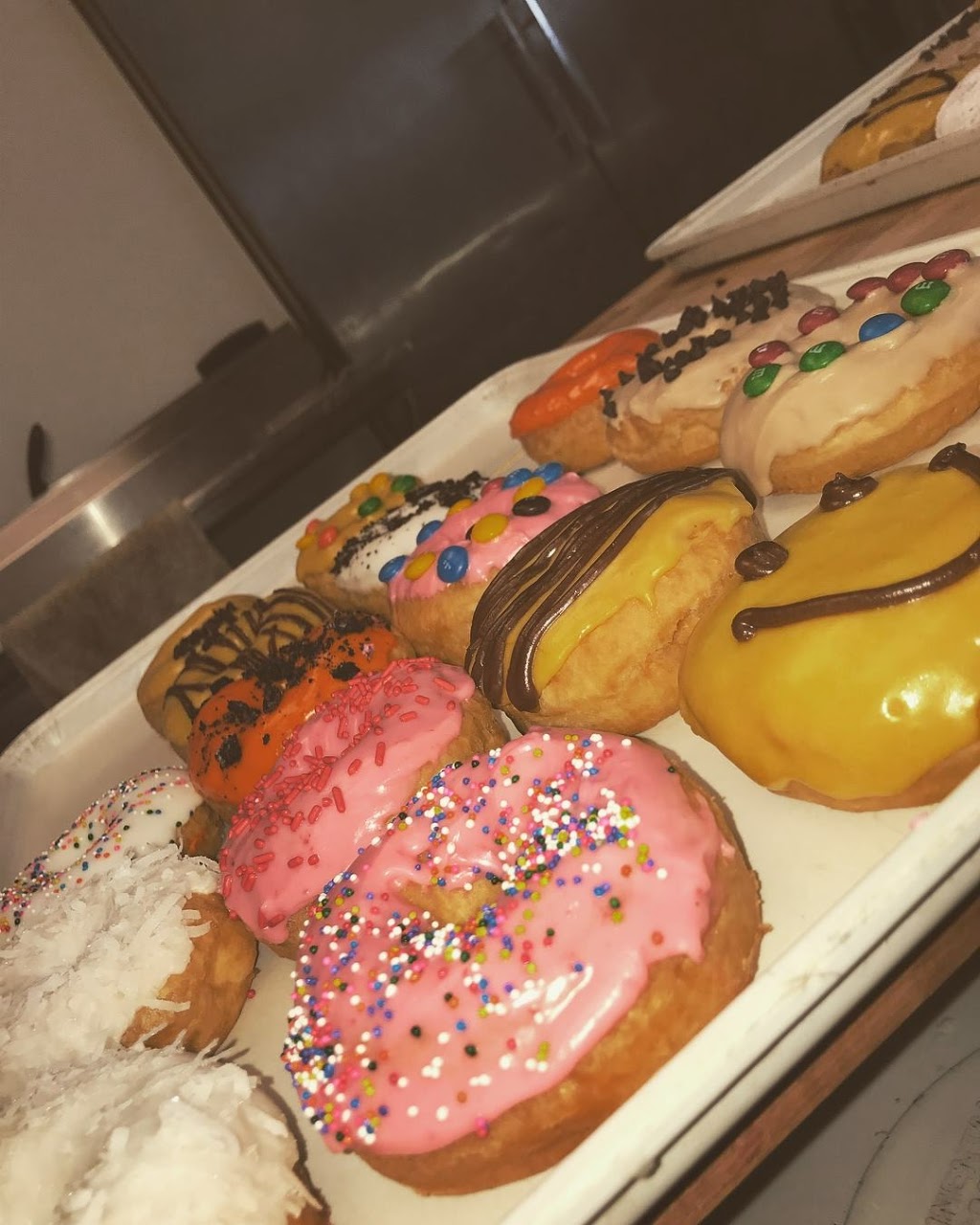 Marcy’s Donuts | 3355 N Yarbrough Dr suite c, El Paso, TX 79925, USA | Phone: (915) 383-2695