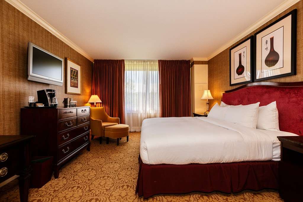 DoubleTree by Hilton Hotel Tarrytown | 455 S Broadway, Tarrytown, NY 10591, USA | Phone: (914) 631-5700