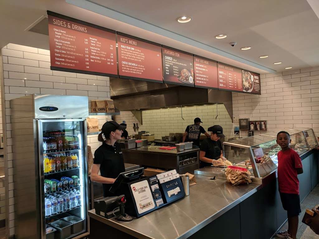 Chipotle Mexican Grill | 10701 North Fwy Ste D, Houston, TX 77037, USA | Phone: (281) 820-8976