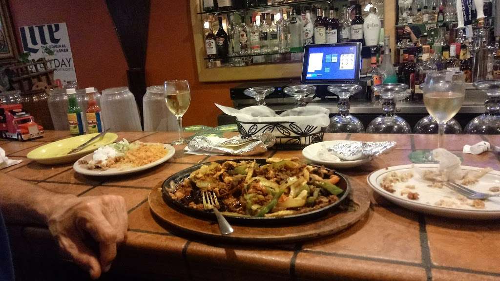 Casa Grande Mexican Grill & Bar | 6732 Amy Way Dr, Gas City, IN 46933, USA | Phone: (765) 998-1888