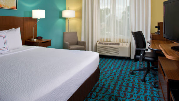 Fairfield Inn & Suites by Marriott Orlando Lake Buena Vista in t | 8615 Vineland Ave, Orlando, FL 32821 | Phone: (407) 938-9001