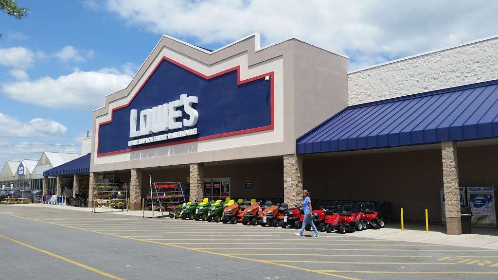 Lowes Home Improvement | 4660 South St, Titusville, FL 32780, USA | Phone: (321) 267-9221