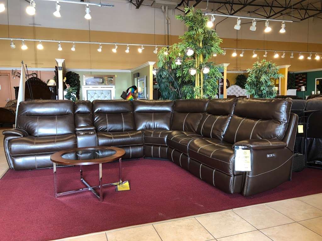 The Furniture Warehouse | 995 Bay Blvd #102, Chula Vista, CA 91911, USA | Phone: (619) 426-2727