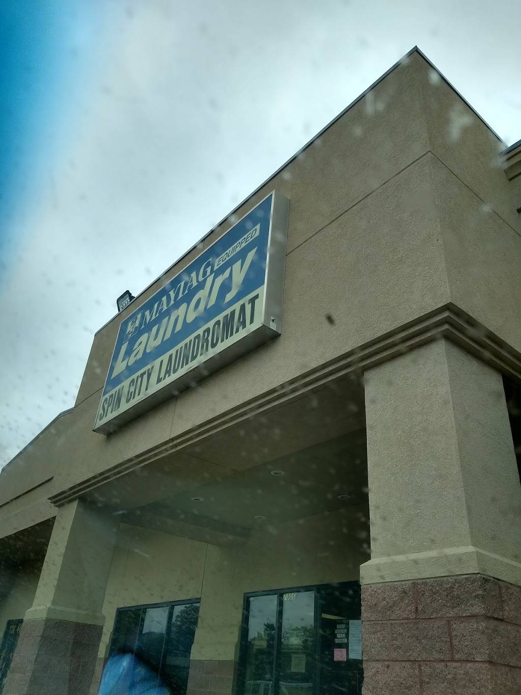 Spin City Laundry | 7300 Lyrewood Ln, Oklahoma City, OK 73132, USA | Phone: (405) 728-5679