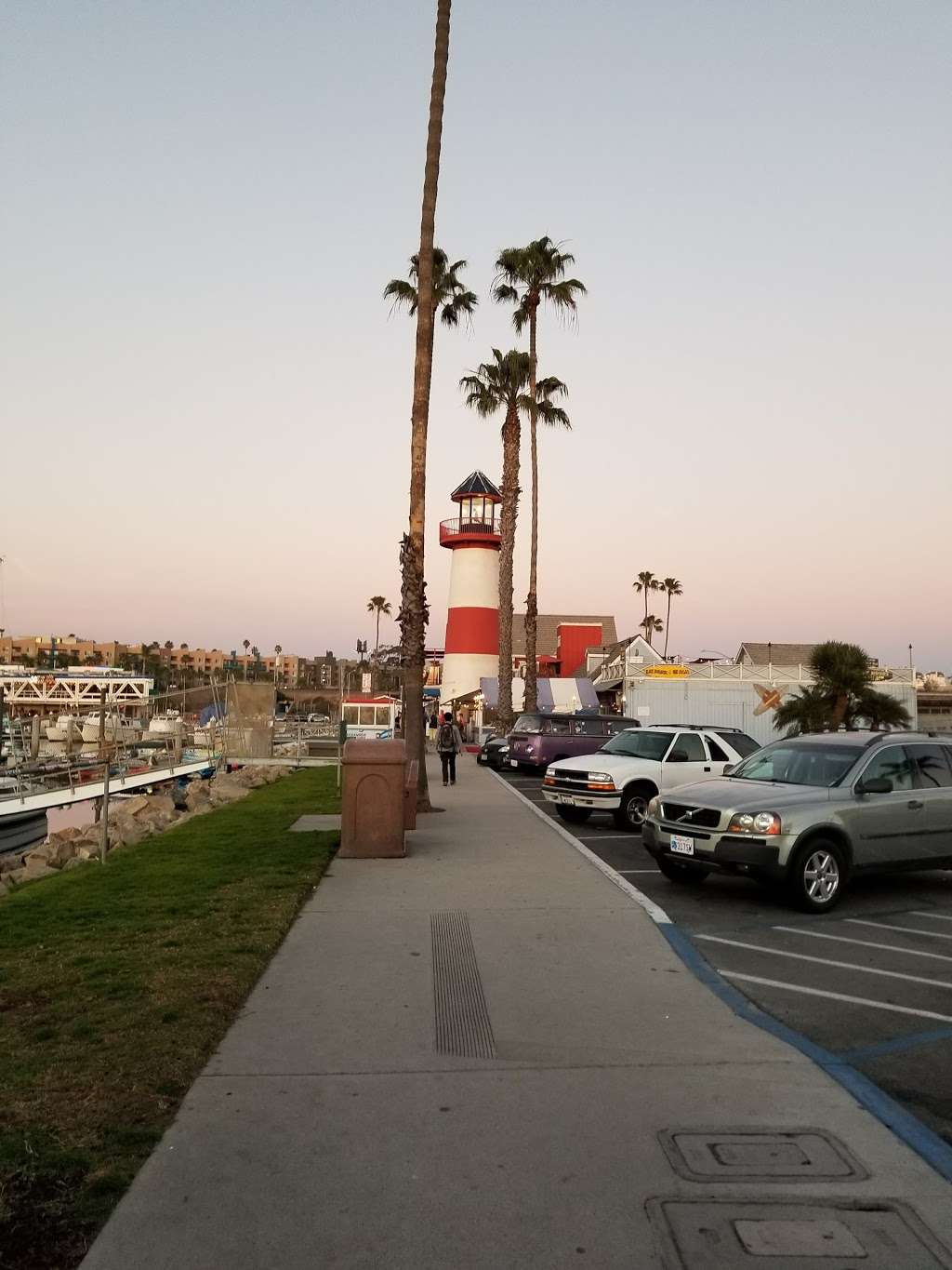 Oceanside Harbor Village | 280 Harbor Dr S, Oceanside, CA 92054 | Phone: (760) 453-2073