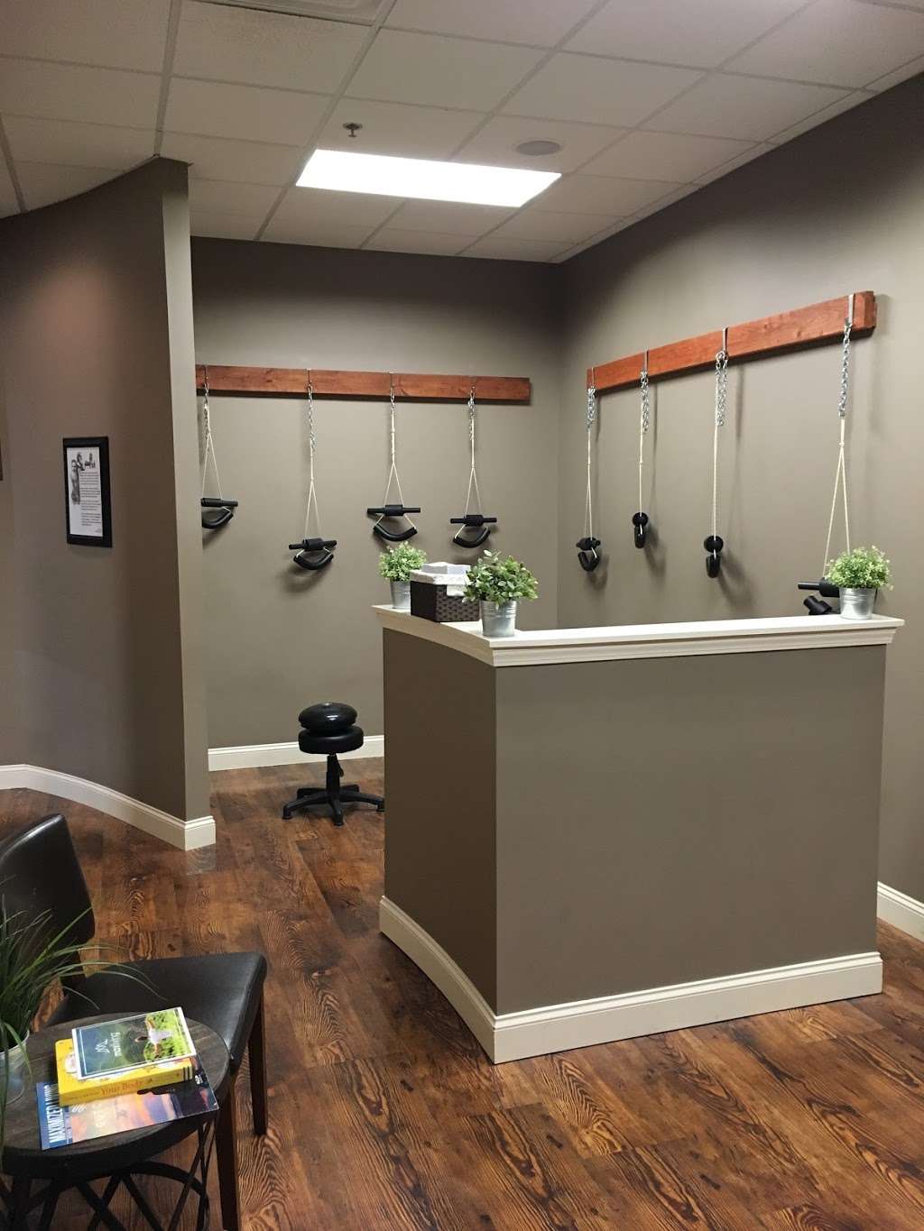 The Chiropractic Place | 849 S Ridge Rd, Minooka, IL 60447 | Phone: (815) 467-5223