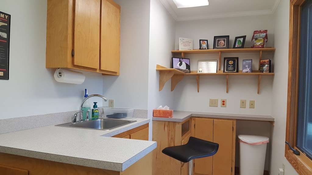 Griffin Avian & Exotic Veterinary Hospital | 2100 Lane St, Kannapolis, NC 28083, USA | Phone: (704) 932-8111