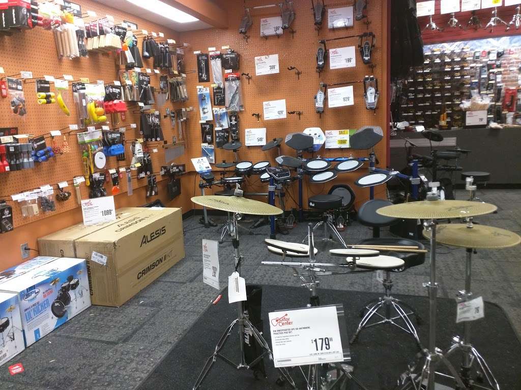 Guitar Center | 2100 NJ-38, Cherry Hill, NJ 08002, USA | Phone: (856) 755-9511