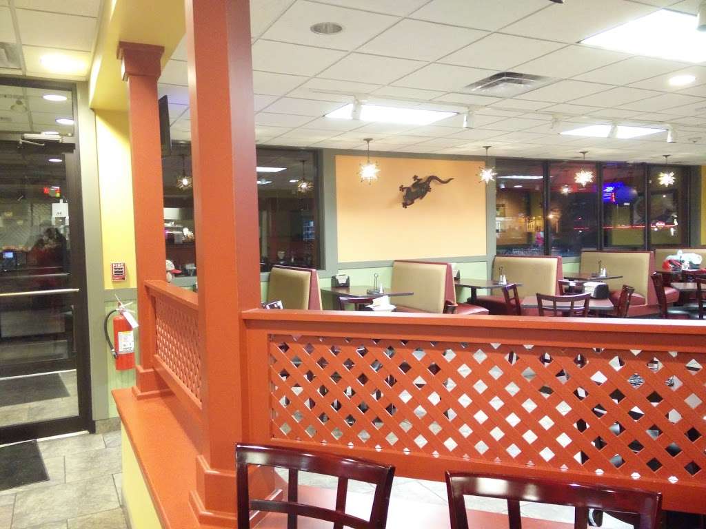 Los Burritos Tapatios | 109 W Boughton Rd, Bolingbrook, IL 60440, USA | Phone: (630) 754-7771