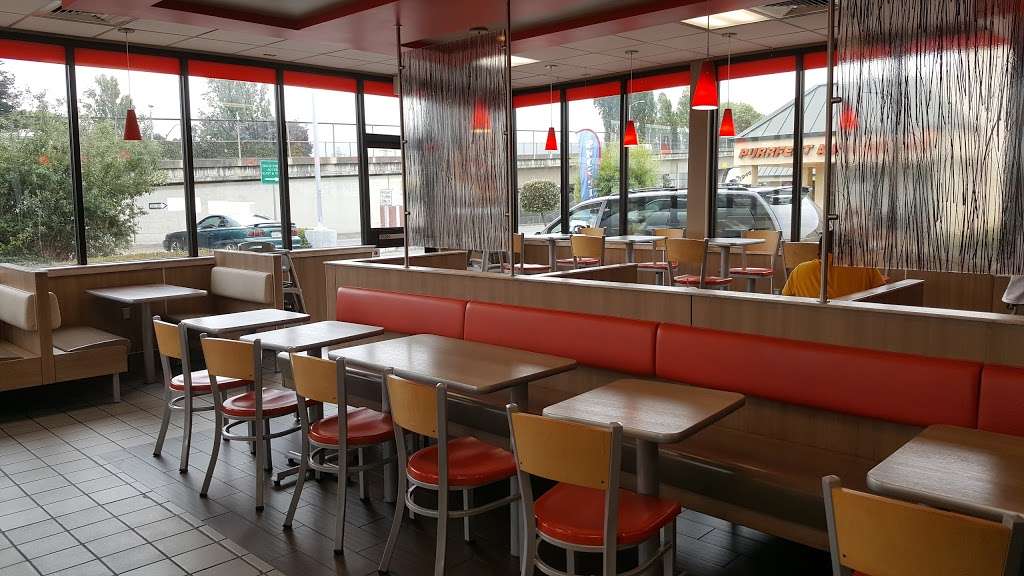 Burger King | 1934 Davis St, San Leandro, CA 94577, USA | Phone: (510) 383-9838