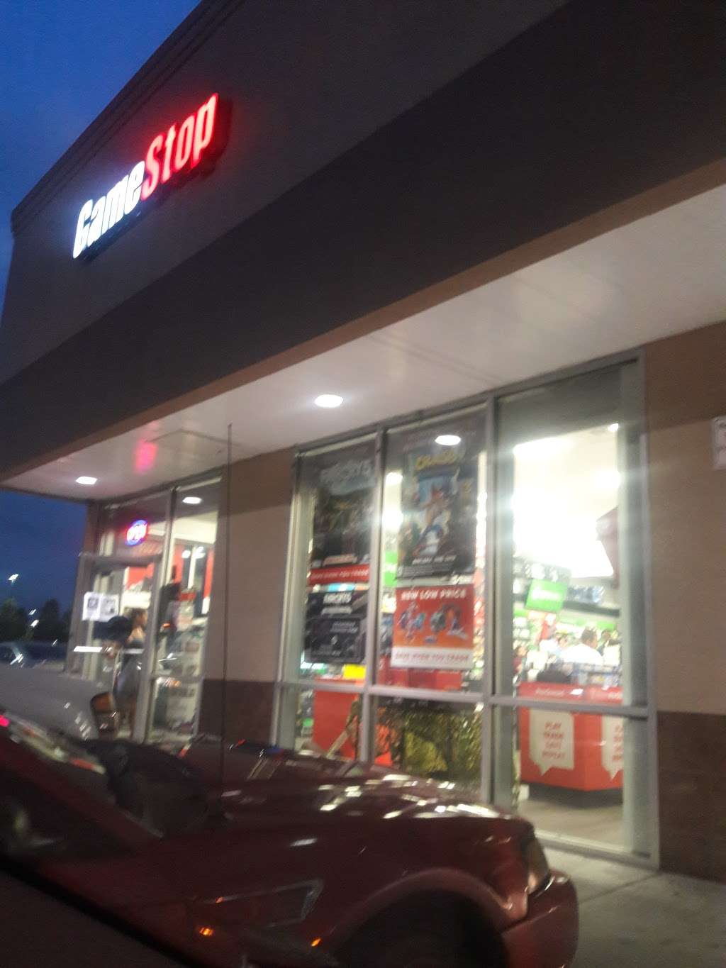 GameStop | 10407 North Fwy, Houston, TX 77037 | Phone: (281) 447-3080