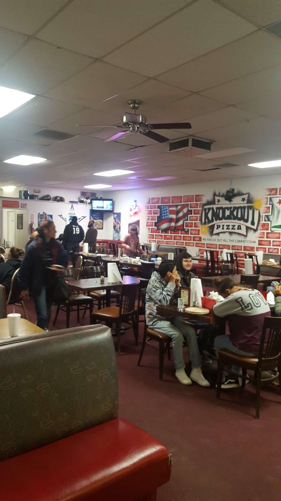 Knock Out Pizza | 8125 I Ave, Hesperia, CA 92345, USA | Phone: (760) 244-3199