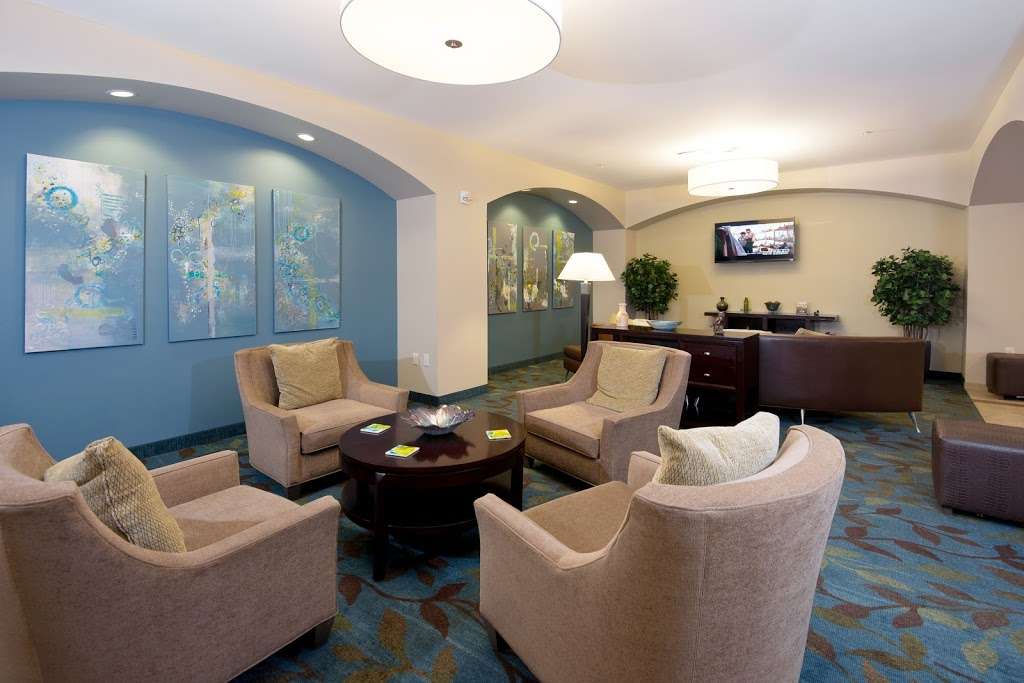 Candlewood Suites Greeley | 3530 W 29th St, Greeley, CO 80634, USA | Phone: (970) 330-2333