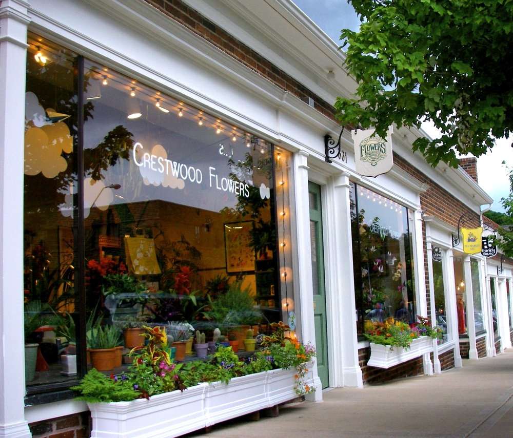 Crestwood Flowers | 331 E 55th St, Kansas City, MO 64113 | Phone: (816) 444-7200