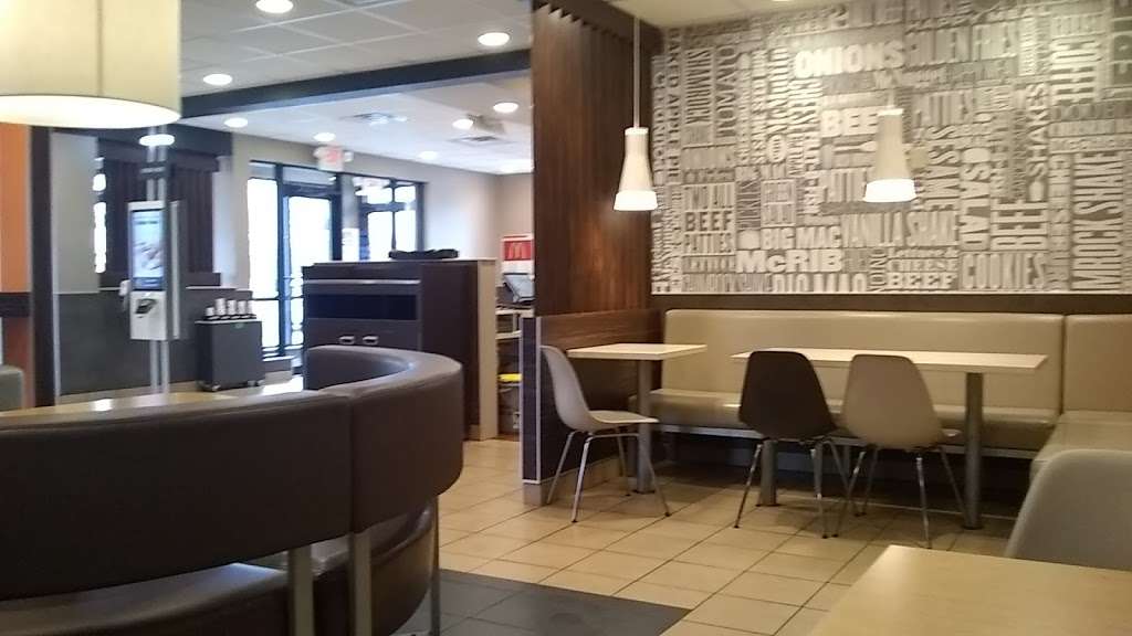 McDonalds | 825 NJ-36, Union Beach, NJ 07735 | Phone: (732) 264-3535