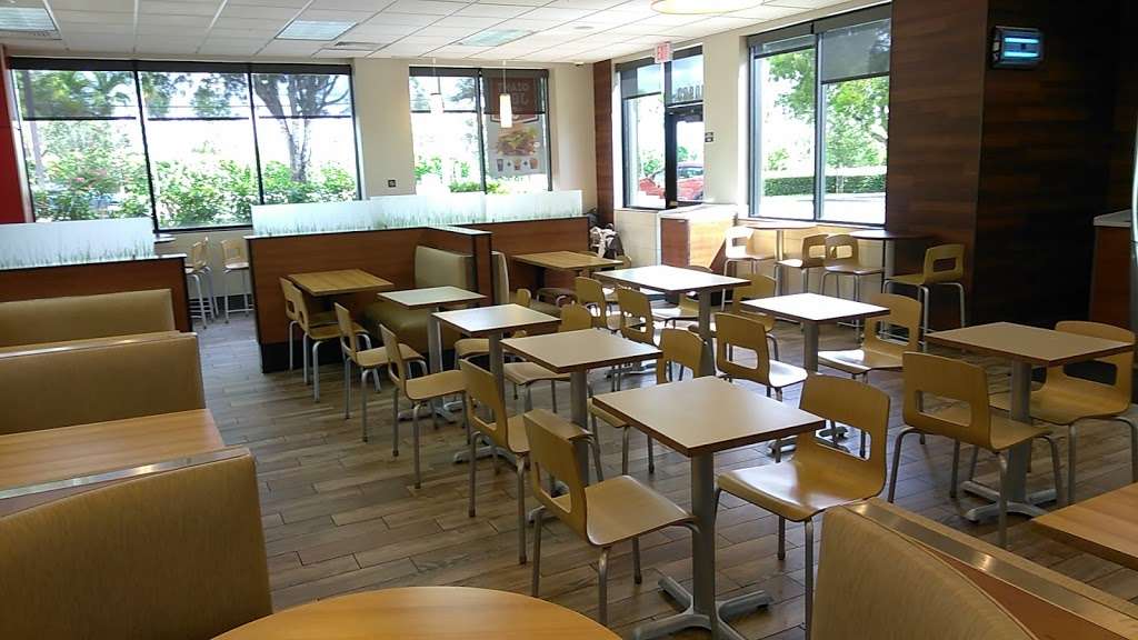 Wendys | 10900 State Hwy 824, Miramar, FL 33025, USA | Phone: (954) 442-8556