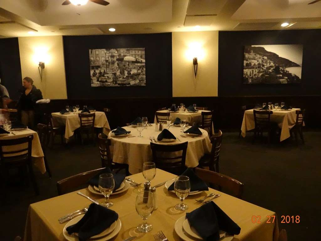 Chris & Tony’s | 352 Jericho Turnpike, Syosset, NY 11791 | Phone: (516) 496-1011