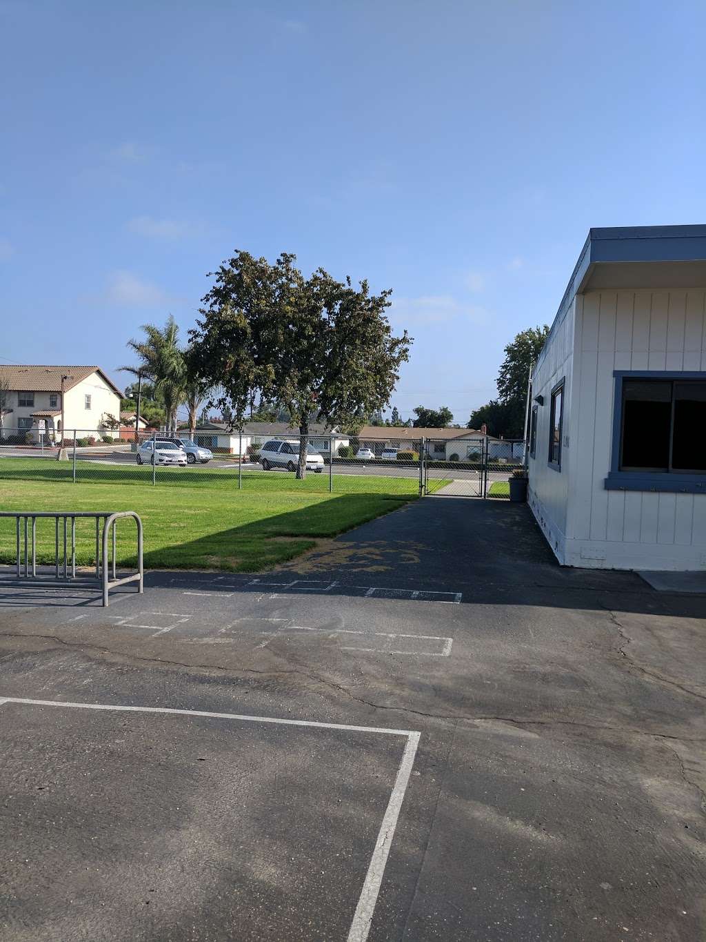 Las Posas Elementary School | 75 E Calle La Guerra, Camarillo, CA 93010, USA | Phone: (805) 482-4606