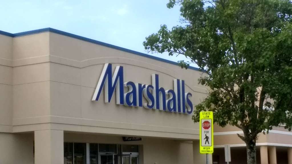 Marshalls & HomeGoods | 2200 Mt Holly Rd, Burlington Township, NJ 08016, USA | Phone: (609) 239-2888