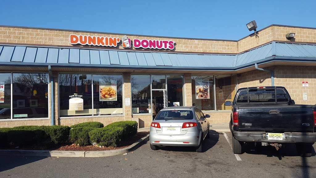 Dunkin Donuts | 675 River St, Paterson, NJ 07524, USA | Phone: (973) 742-2280