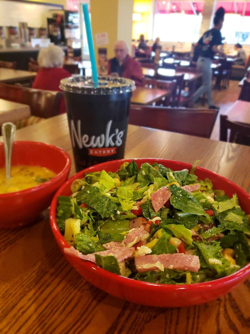 Newks Eatery | 9510 N Meridian St a, Indianapolis, IN 46260 | Phone: (317) 848-5900