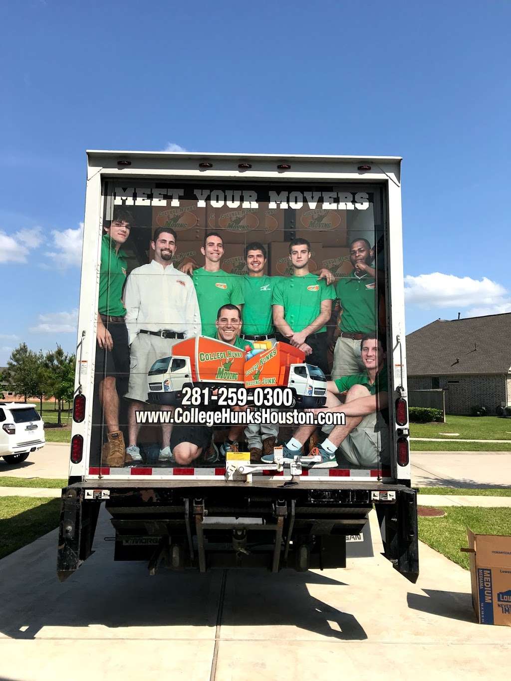 College Hunks Hauling Junk and Moving | 11302 Timber Tech Ave, Tomball, TX 77375, USA | Phone: (281) 947-5489