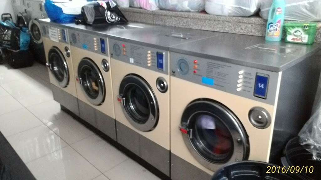 Ocean Laundrette & Dry Cleaning | 19 Uxbridge Rd, London W5 3LH, UK | Phone: 020 8616 0849