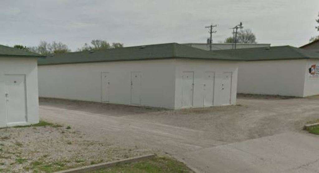 A-1 Self Storage | 1717 W 31st St, Lawrence, KS 66046 | Phone: (785) 842-8411