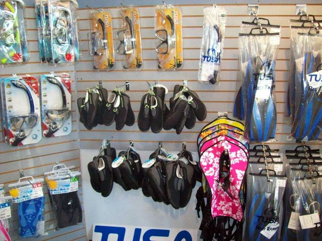 Adventure Sports KC Sea & Snow | 10922 W 74th Terrace, Shawnee, KS 66203, USA | Phone: (913) 962-2323