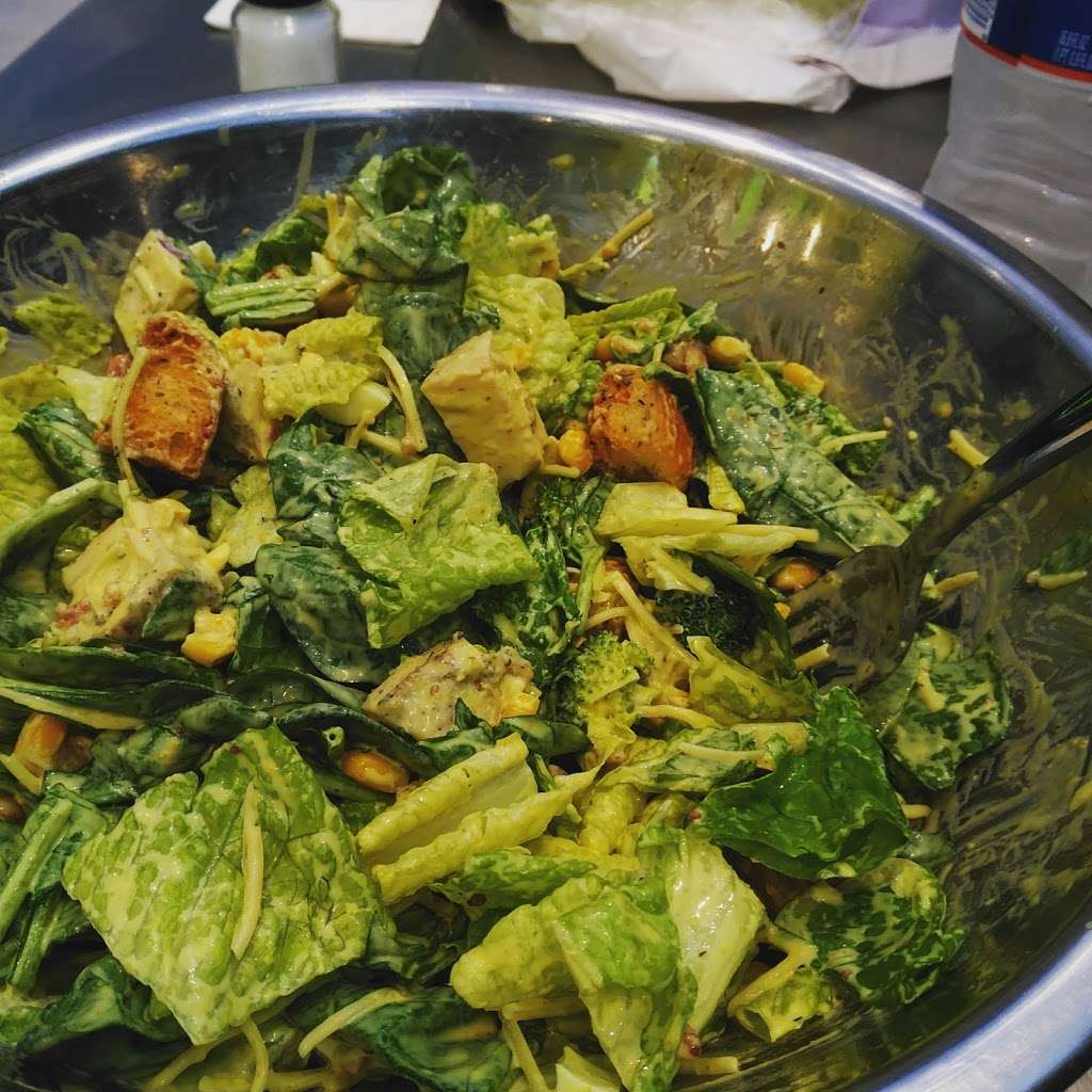 Salata | 2810 Business Center Dr suite 120, Pearland, TX 77584, USA | Phone: (281) 416-4112