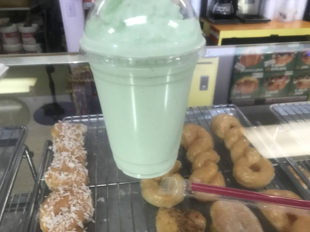 Donut Factory | 24982 E 3rd St, San Bernardino, CA 92410, USA | Phone: (909) 888-7604