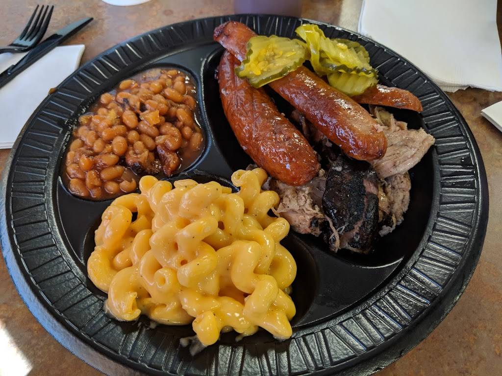 Two Brothers BBQ | 300 S Greenwich Rd, Wichita, KS 67207, USA | Phone: (316) 683-1330