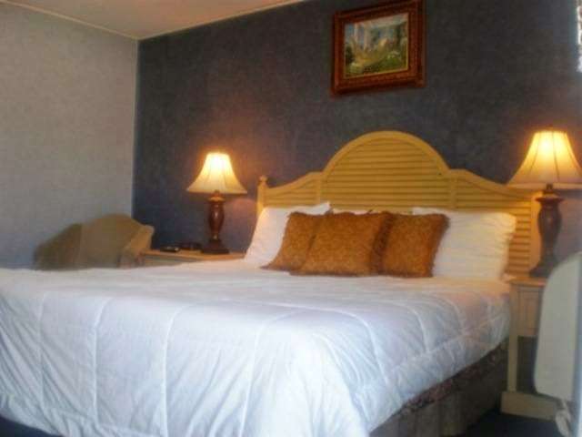 Budgetel Inn & Suites | 234 E White Horse Pike, Galloway, NJ 08205, USA | Phone: (609) 652-3131