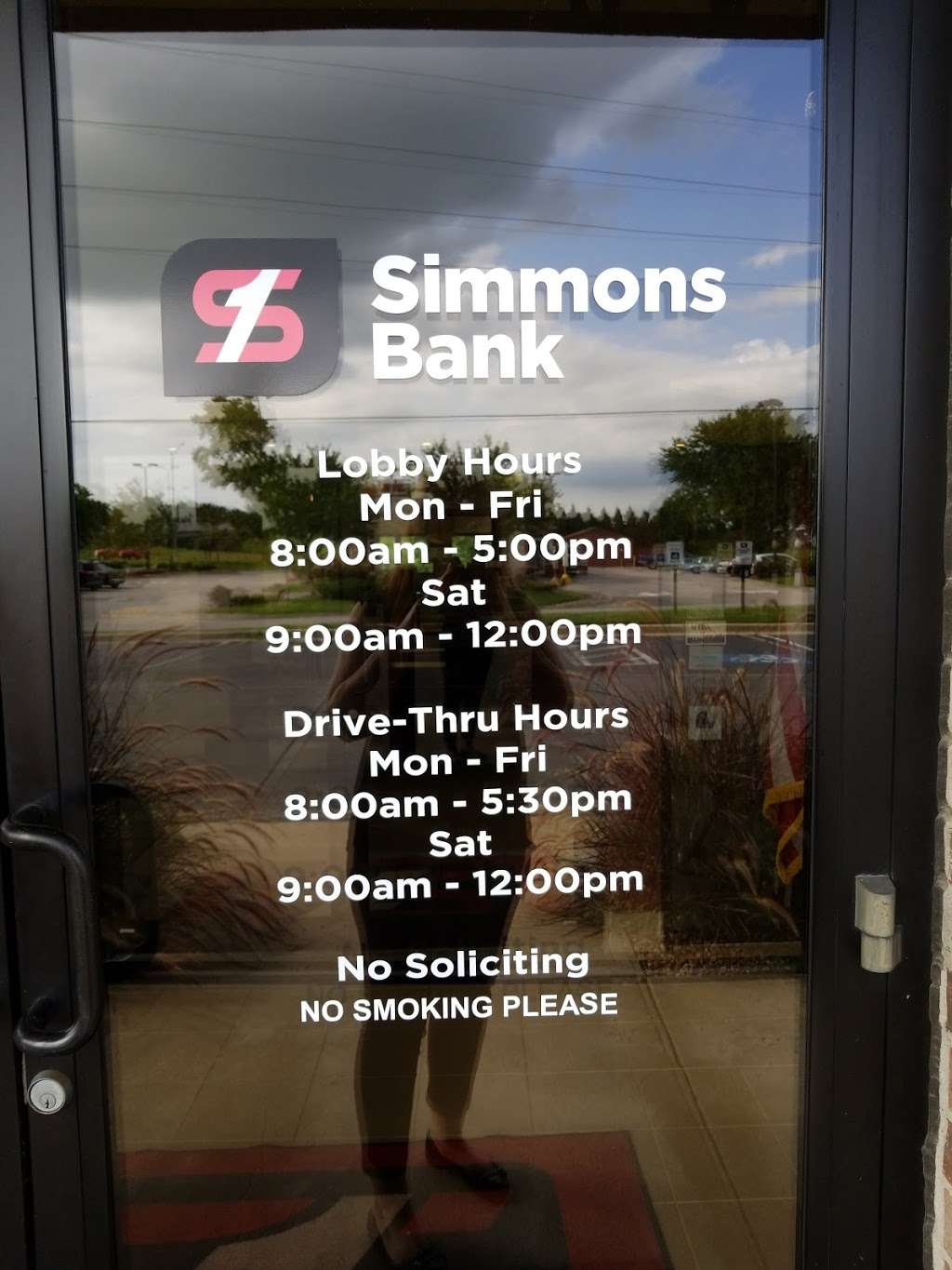 Simmons Bank | 1800 SE Blue Pkwy, Lees Summit, MO 64063, USA | Phone: (816) 525-3242