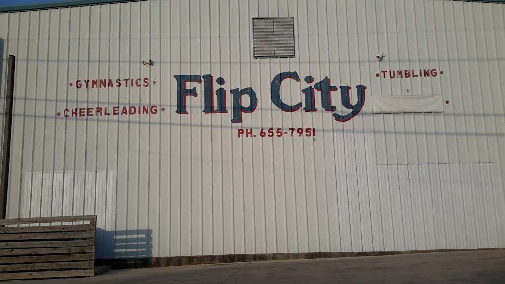 Flip City | 13775 Higgins Rd, San Antonio, TX 78217, USA | Phone: (210) 655-7951