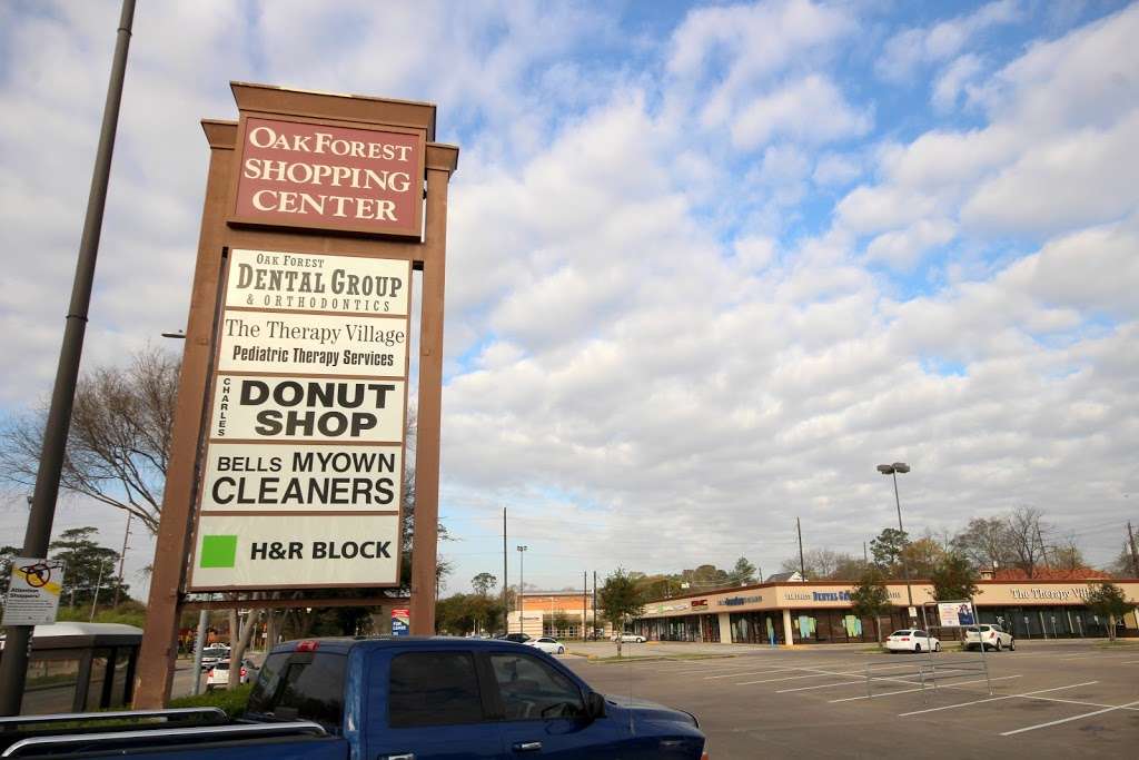 Oak Forest Dental Group and Orthodontics | 1354 W 43rd St Ste C, Houston, TX 77018, USA | Phone: (713) 263-7913