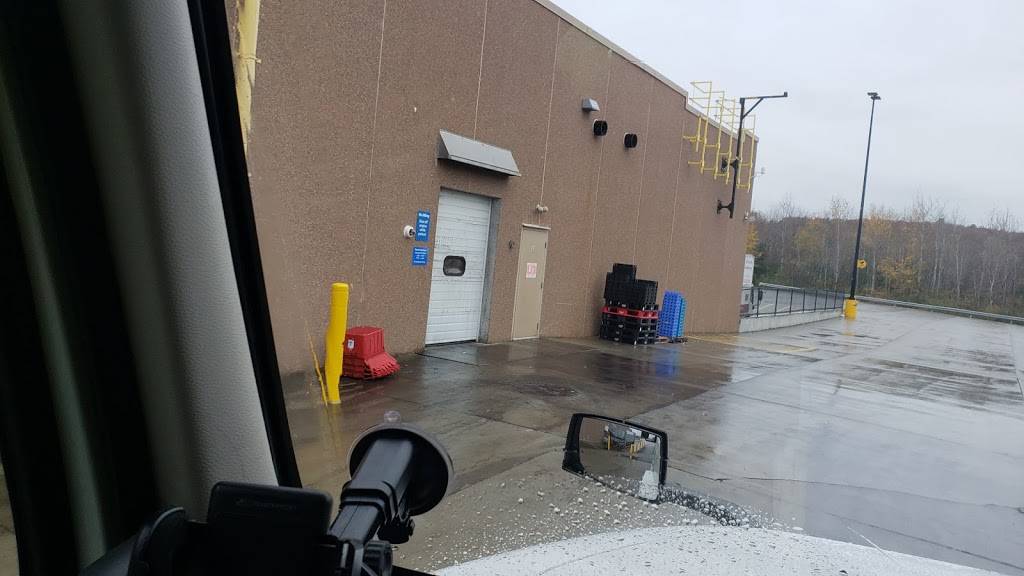 Walmart 2158 GRO Truck Recieving | Northborough, MA 01532, USA