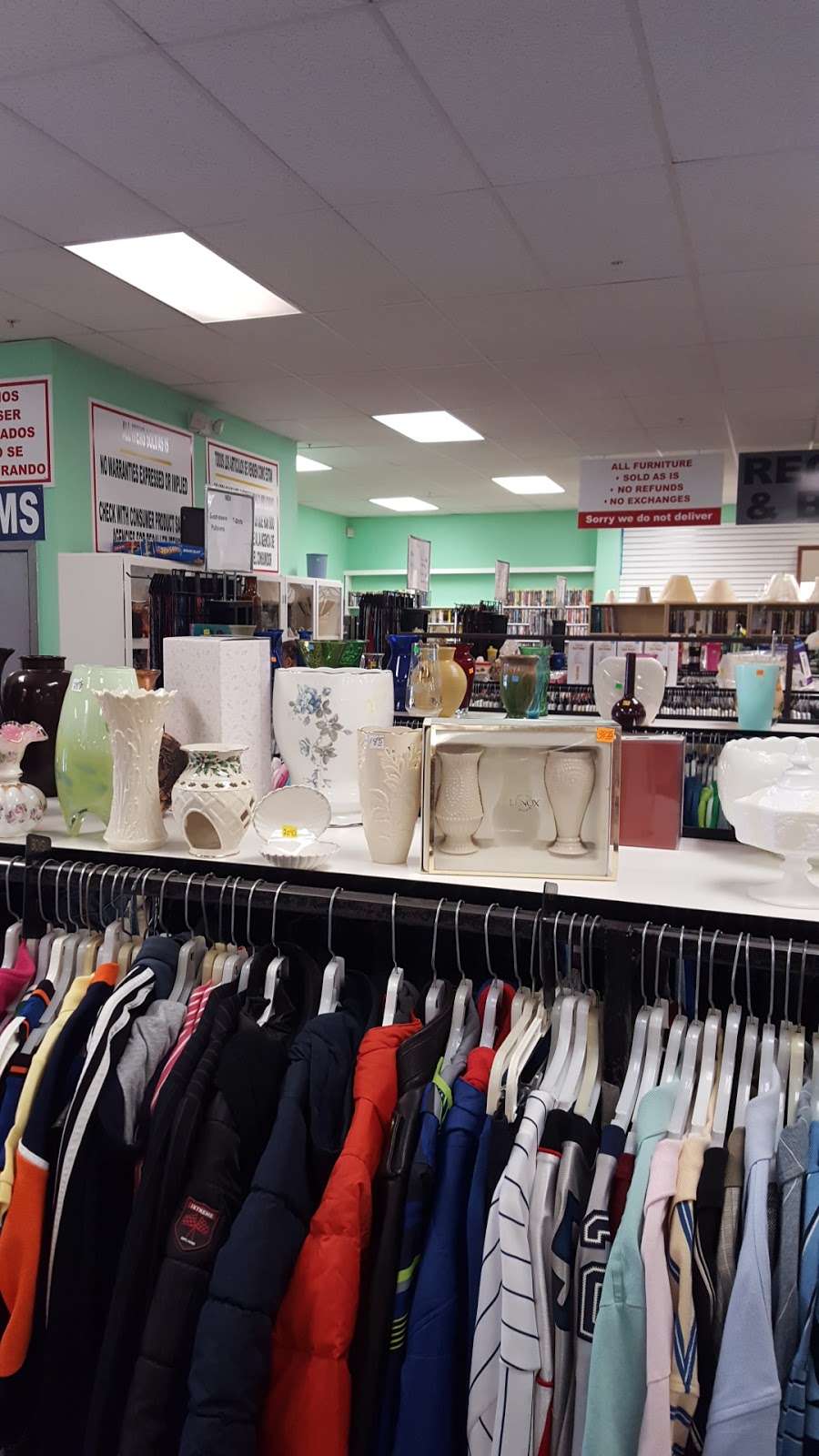 Island Thrift | 1770 New York Ave, Huntington Station, NY 11746 | Phone: (631) 923-1753