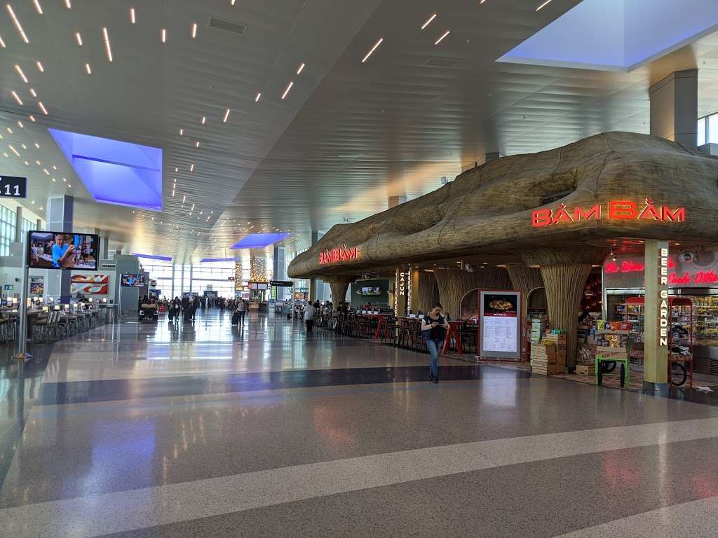 Terminal C | N Terminal Rd, Houston, TX 77032, USA