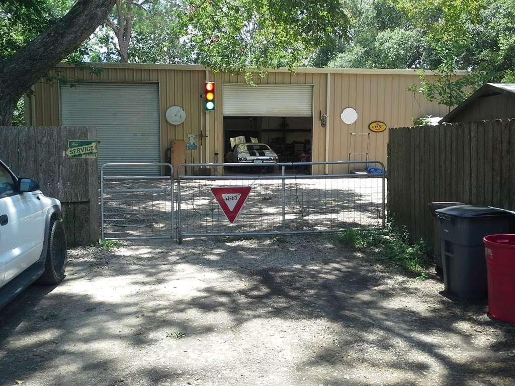 Scottys hot rod garage | 303 Briarmeadow Ave, Friendswood, TX 77546, USA | Phone: (713) 409-9389