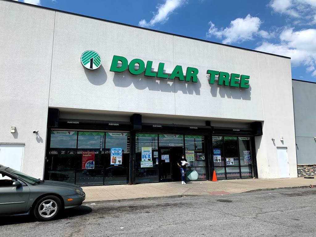 Dollar Tree | 2815 W Broadway, Louisville, KY 40211, USA | Phone: (502) 822-7891